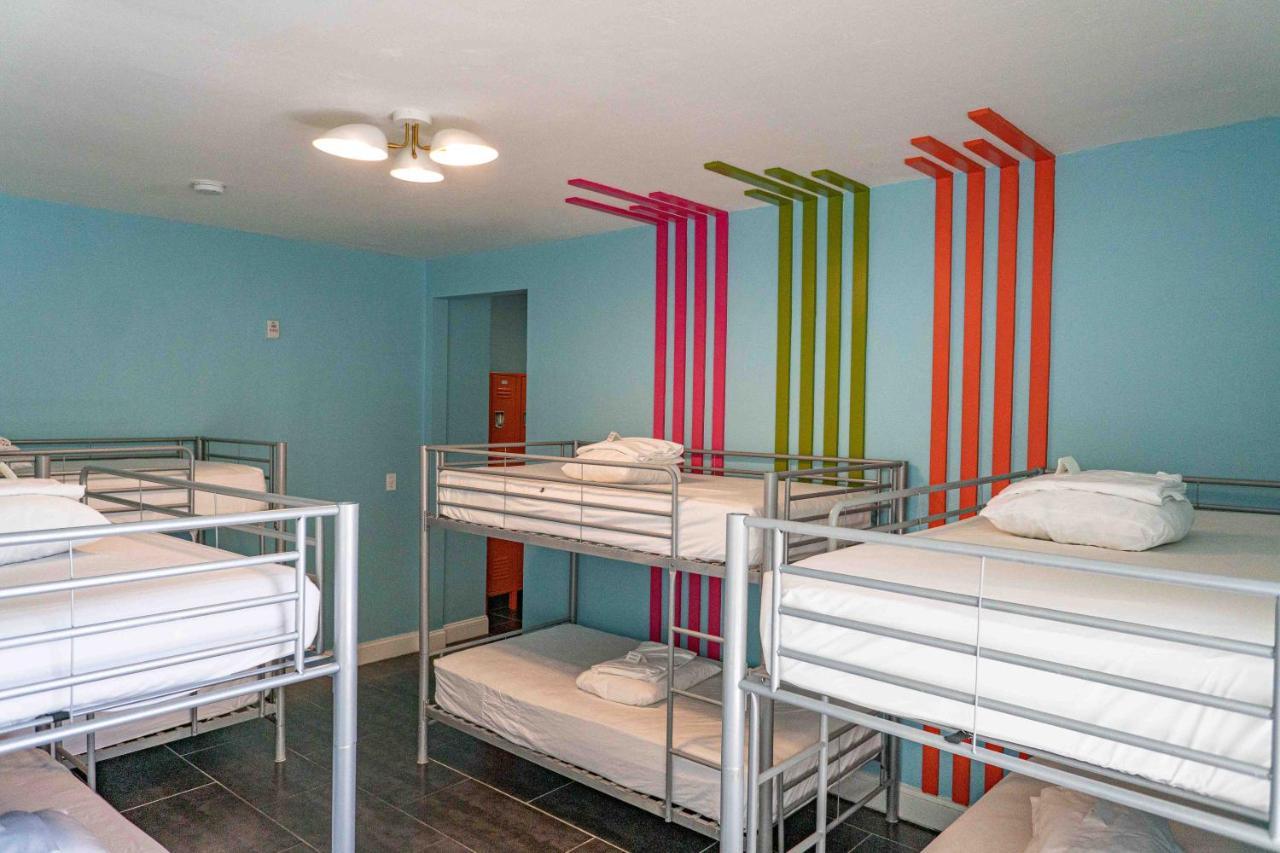 Beds N' Drinks Hostel Miami Beach Ngoại thất bức ảnh