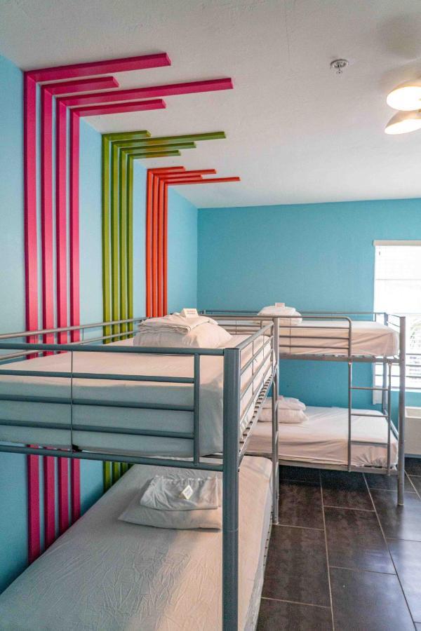 Beds N' Drinks Hostel Miami Beach Ngoại thất bức ảnh